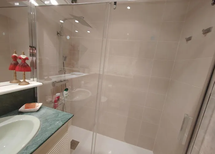 Habitación Con Baño Privado En El Centro De